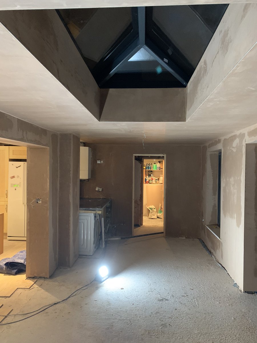 dwplastering's tweet photo. Last bit of skimming for #2019 on the #wirral #tradesman #timeserved #wirral #liverpool #chester #northwest #northwales #ellesmereport #neston #cheshire #dwplastering #plastering #plasterers https://t.co/d5oJF2UzbQ
