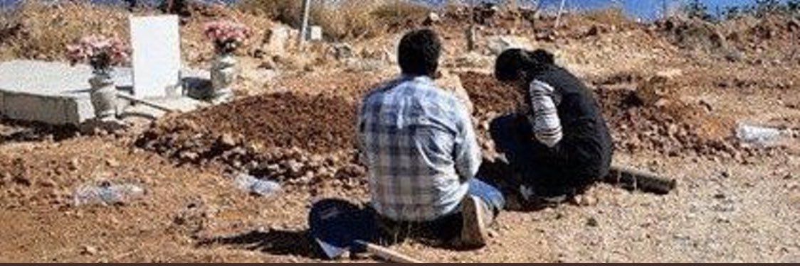 Yılın fotoğraf karesini seçmekte zorlanan neşeli yüzler... 
Boşuna uğraşmayın.

Bu dönemin fotoğrafı budur...