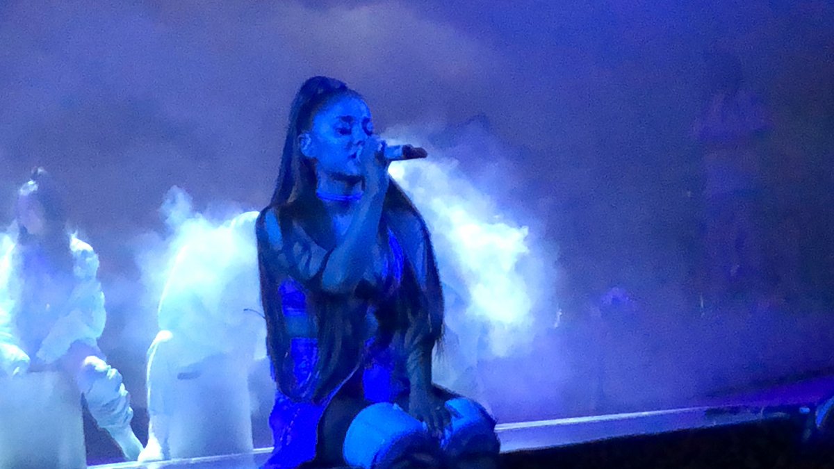 itsjustlaurenn's tweet photo. Topped off the decade by finally getting to see one of my biggest icons and inspirations @ArianaGrande . Love her so much , one of the strongest female empowered artists in the industry π₯Ίβ€οΈ #sweetnertour https://t.co/jgd7W0PDI4