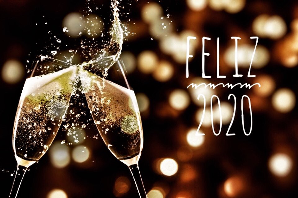 solenergyarg's tweet photo. A renovar energías.
Brindemos por otro año juntos!
.
#felizañonuevo
#happynewyear #happynewyear2020 
#energiasrenovables https://t.co/HChlsXepEq