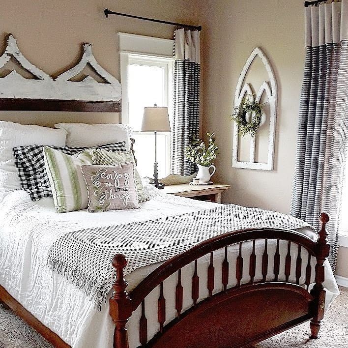 CraftBeerArtPr1's tweet photo. Overnight visitors are sure to feel warm and welcome in this space.

📷- @lauriemn003 
#pillowcase #pillow #homedecor #cushioncover #pillowcover #bedsheet #handmade #sarungbantal https://t.co/rjkwHzUasW