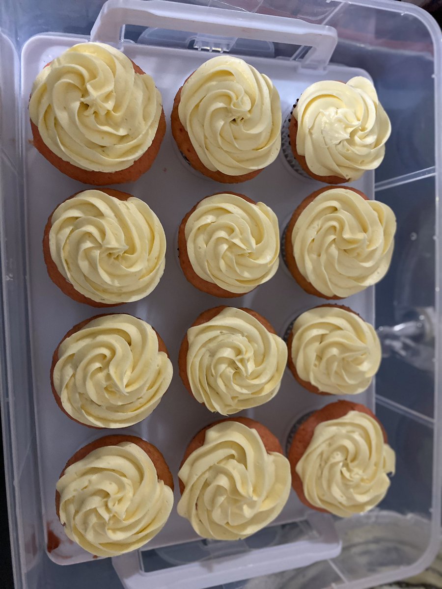 Jasitup_'s tweet photo. My customer could be on your timeline, please share and tell your friends to #TasteMyTreats ๐งThank you โค๏ธ #cupcake #cupcakewar #flavors #party #delivery #SupportBlackBusiness #supportsmallbusiness https://t.co/NjvgYF4rLb