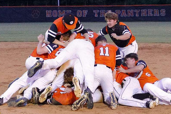 PowellBaseball's tweet image. Goodbye 2019...What a year for Powell High School Baseball. Looking forward to 2020!