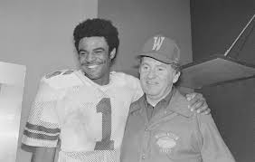 UWBolt's tweet photo. Today would have been Coach James' 87th birthday. Thank you for everything Coach James! Happy birthday! #Dawgfather #DonJames #CoachJames #GoDawgs #PurpleReign #GoHuskies #BowDown https://t.co/YpWlKmjS5u