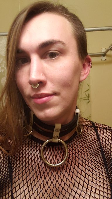 I freaking adore this new collar. Buy all if the stuff from Catbutt. https://t.co/lYBQno3Wbc https://t<a href="/tag/upskirt"class="tags"><span>#upskirt</span></a><a href="/tag/tgirl"class="tags"><span>#tgirl</span></a><a href="/tag/amateurporn"class="tags"><span>#amateurporn</span></a>