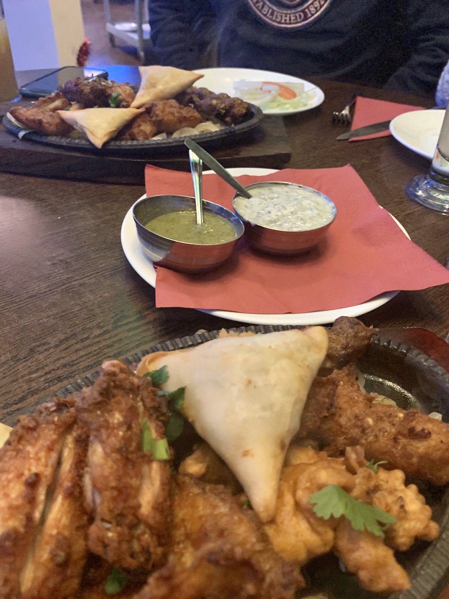 WasimMirUK's tweet photo. .@eastZeast #Whitefield #NewYearsEve2020 #FamilyMeal #MeatStarters #FamilyNaan #KarahiChicken #AndaKofta #SalmonGrill #Mocktail #MangoLassi #GoodFood #FriendlyService #8outof10 https://t.co/hs4ZEm3HvC