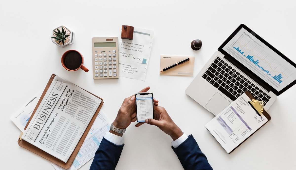 bhd_network's tweet image. Among the many traditions at the end of the year—includes making New Year’s Resolutions. These include resolving to lose weight, read more, or to save and better plan for one’s financial future. 
#BHDnetwork #Banking #Currency #BlockchainNews #Blockchain bhdnetwork.com/2019/12/31/the…