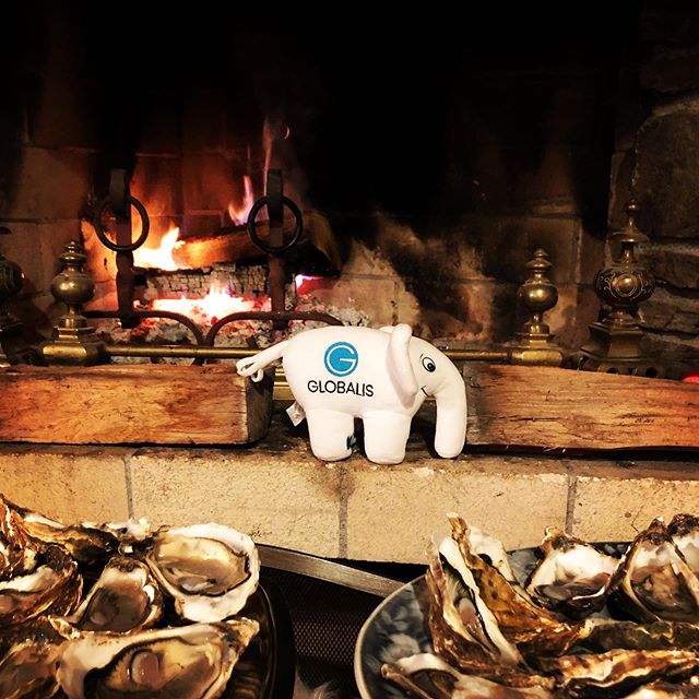 echoglobalis's tweet photo. Bon réveillon à tous 🍾🎉🥂
#reveillon #php #nouvelan #wordpress #huitres #foiegras #champagne #saumon #findannee #bonneannee2020 #bonnebouffe #feudecheminee #reveillonalamontagne https://t.co/M4KLa3fNCu https://t.co/gbzkdvhCQe