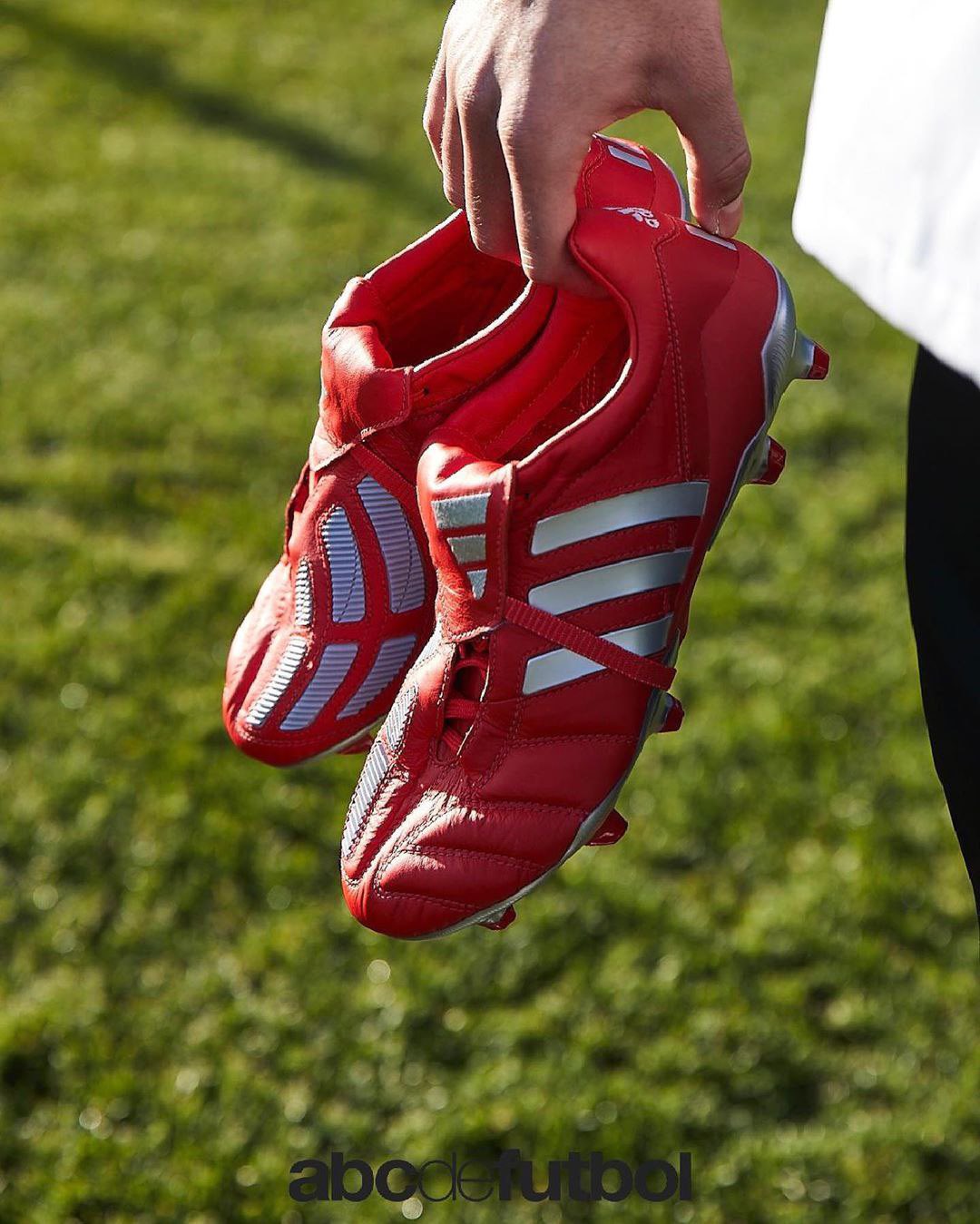 abcdefutbol on Twitter: "20. adidas Predator Mania OG. En un año dominado las reediciones de botas pasadas, estos hermosos Mania rojos sobresalieron. Solo una petición para @adidasMX: ¡hagan más pares!