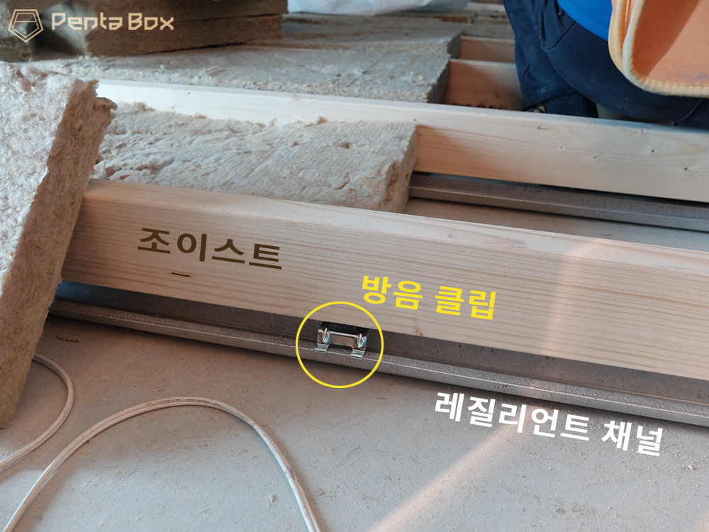 tomatostudio's tweet photo. 북가좌동 상가 건물에 Boymod님의 음악작업실 
방음 공사한 시공사례입니다 

자세한 내용은 블로그에서 확인하실 수 있습니다 
https://t.co/oAaCFoeOsj

#방음공사, #음악작업실방음, #녹음실시공, #룸어쿠스틱, #베이스트랩, #어쿠스틱패널, #펜타박스, #토마토공격대, https://t.co/3Pb0x5IfWP