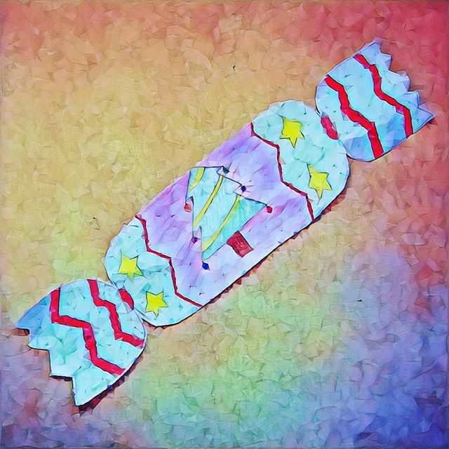 drawoocom's tweet photo. El último caramelo del año de parte de los niños de Drawoo / The last candy of the year from the children of Drawoo { n } #caramelo #candy #añonuevo #newyear #navidad #christmas #sweet #estrella #stars #lights  #draw #dibujo #follow #drawing #artwork #graphic #kids #niños #c… https://t.co/qUPuM2e08F