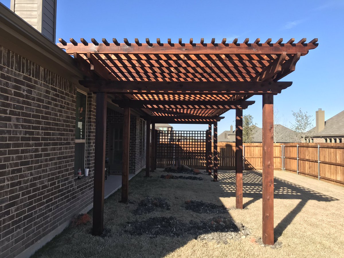 LawnMasterCody's tweet photo. A quality lead from #HD6505 turned into this @LawnMasterLLC! Nothing like getting your outdoor retreat built before the new year!!! @CorrellMelissa @RushClay @LawnMasterCorey @StevenRickmanLM https://t.co/cZUL0Pjpkt