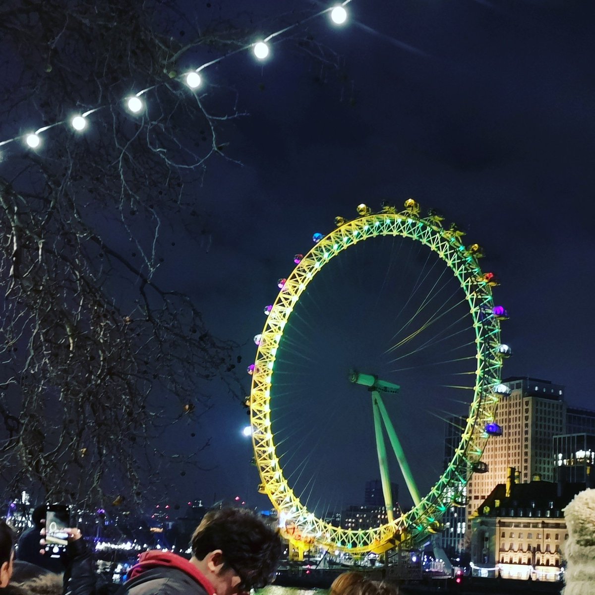 wightauthor's tweet photo. Goodbye 2019!🕛⏳💃
#NewYearsEve #newyear #happynewyear2020 #LondonIsOpen https://t.co/6TxaApvgXr