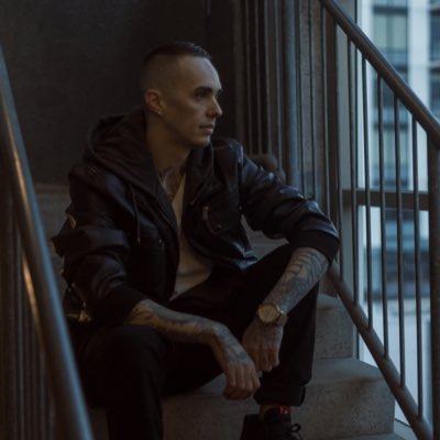 AaronConrad01's tweet photo. #NewProfilePic https://t.co/6TPXi56TLP