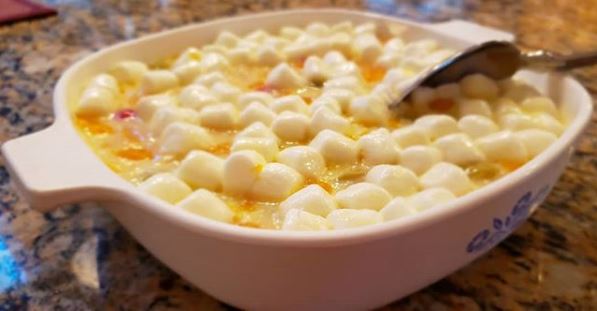 fridayfivepod's tweet photo. We've reached the Top 5 in our #Top10of2019 #podcast episode countdown. Ep 14: Our favorite #Thanksgiving foods! #jellosalad #dressingorstuffing
Apple Podcasts: https://t.co/yn7koF4dvu
Buzzsprout: https://t.co/VSHvze9kJK https://t.co/CKW7LcVEEV