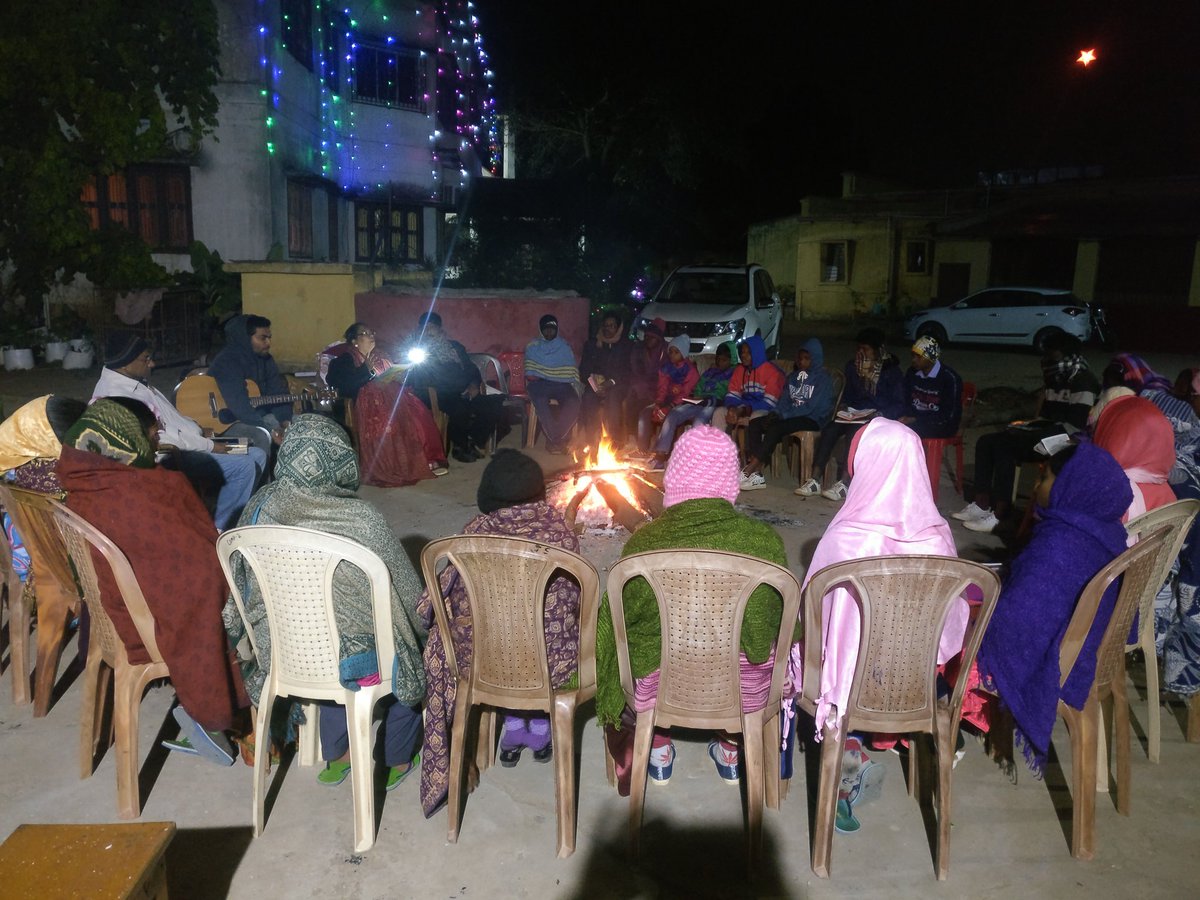 josephponraj's tweet photo. 2020...

New year is an opportunity for a fresh start and new beginnings...

My promise for 2020 is the prayer of Jabez...

Watch night service with organizational family at Madhupur...

#WatchNightService #Madhupur #NewYear2020 https://t.co/Wbb4kYJsk3