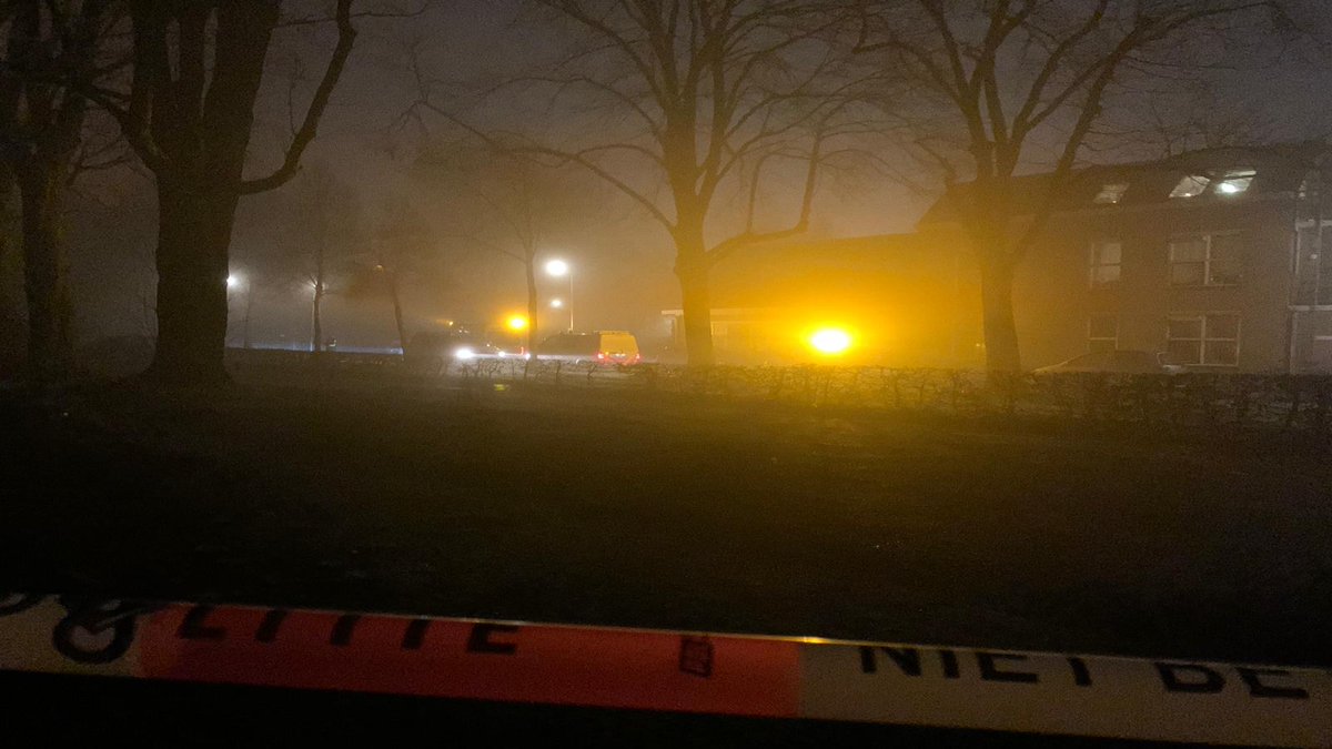 Man overleden na steekpartij aan de Buitengasthuisstraat - #nieuws #zwolle..