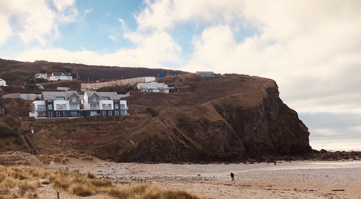 HomeNicola's tweet photo. A lovely New Years Eve walk on the beach at Porthtowan  what a spot. !!! https://t.co/3QyavB1owR