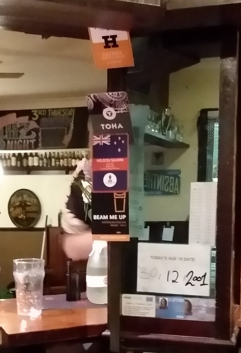 harlequinpub's tweet photo. oh hang on, the magic signal has appeared from the other side to tell me that neil wants serving ๐๐ป๐ป #whereisneil https://t.co/VQtXCx8eJx