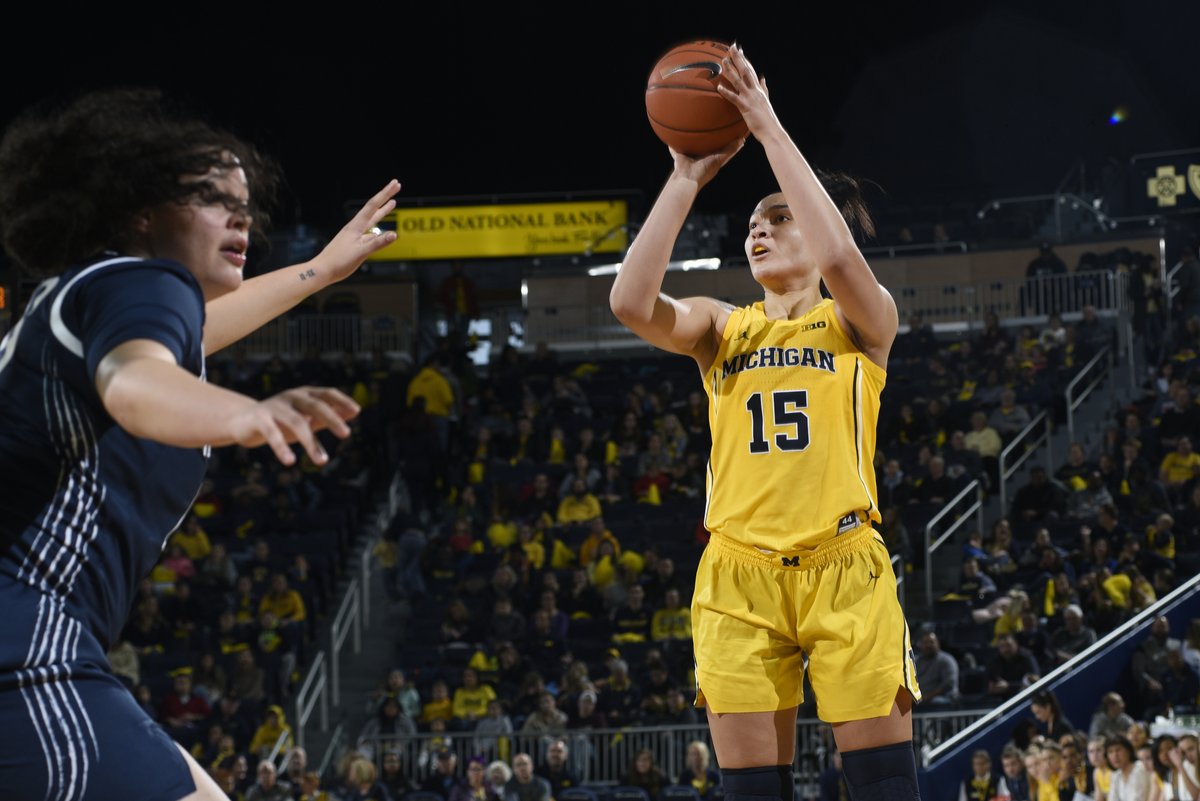 .<a href="/hbrown_5/">Hailey Brown</a> led the way for Michigan today, going for 15 points and three blocks. #goblue