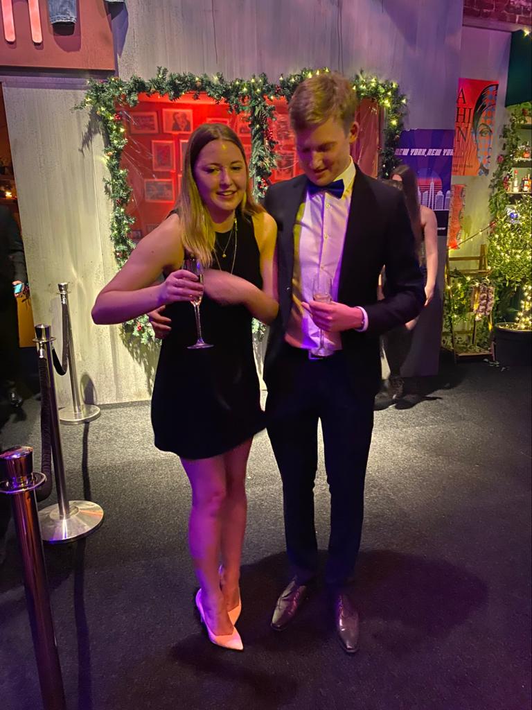 TimByDay's tweet photo. Finnimoreofyourlovin' #smartNYE https://t.co/UJQfvpFltK
