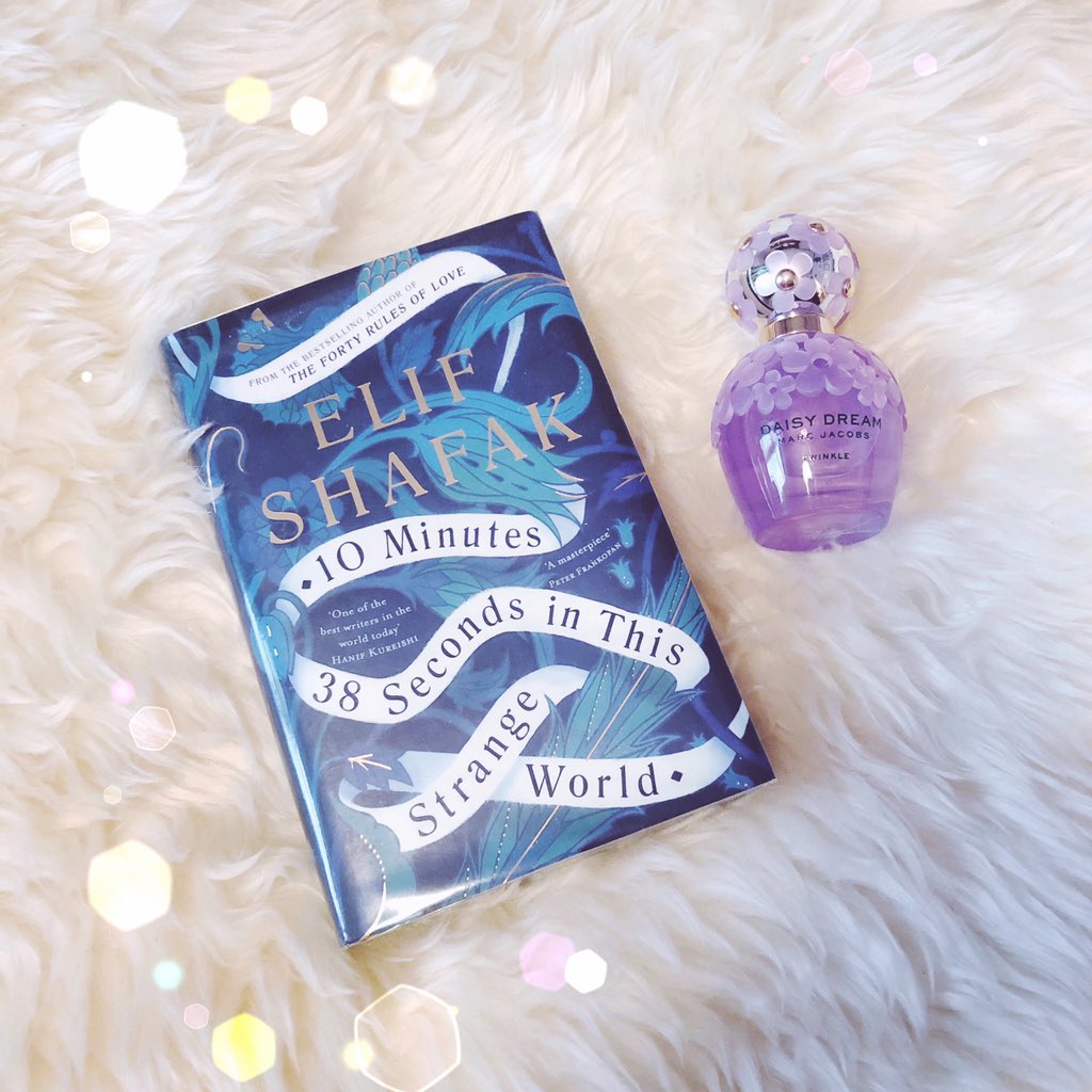 rachelrsophie's tweet photo. #booksoftheyear My Sister, the Serial Killer; Girl, Woman, Other; Queenie; 10 Minutes, 38 Seconds in This Strange World. I read 141 books this year & these are my top 4. 📚❤️ #bookdecade #BookReview #ayearinbooks #NewYearChallenge https://t.co/5TfFttqnsw