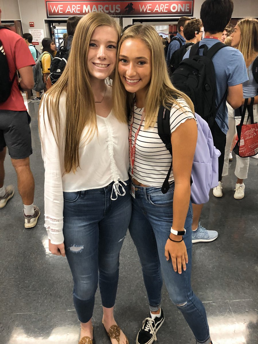 brittyn_halbert's tweet photo. It is my long time bff's 18th birthday!!🥳 https://t.co/KMyHk3ZwKK