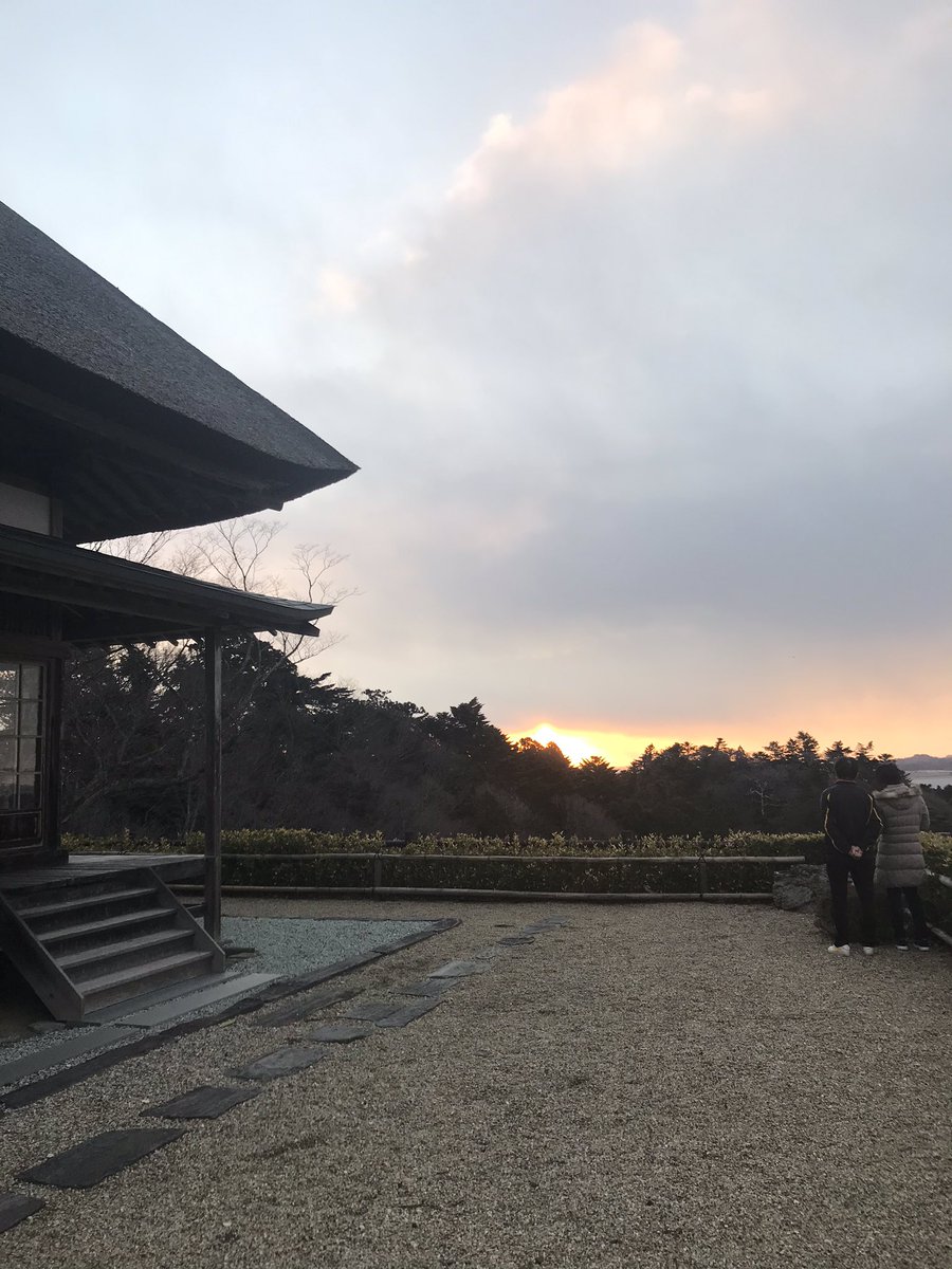 red_star531's tweet photo. 富山観音からの初日の出 https://t.co/ojgMuB4w44