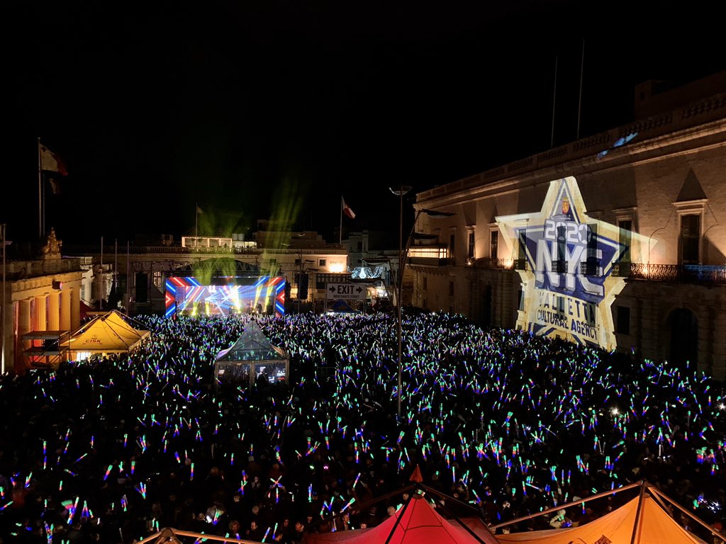 Amazing atmosphere at #Valletta 🎉A national celebration to welcome the #NewYear with #top local artists! #culturematters