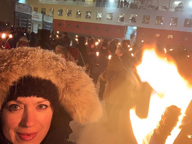 salijji's tweet photo. Happy new year! We took part in the end of year torchlit parade through Skjervøy. Time to move forward, onward and upward.
Blessings x

#happynewyear #torchlit #parade #Skjervøy #Norway #arcticadventures #arcticcircle #midnight #blessings #onwardsandupwards https://t.co/oWbSBiTjb4
