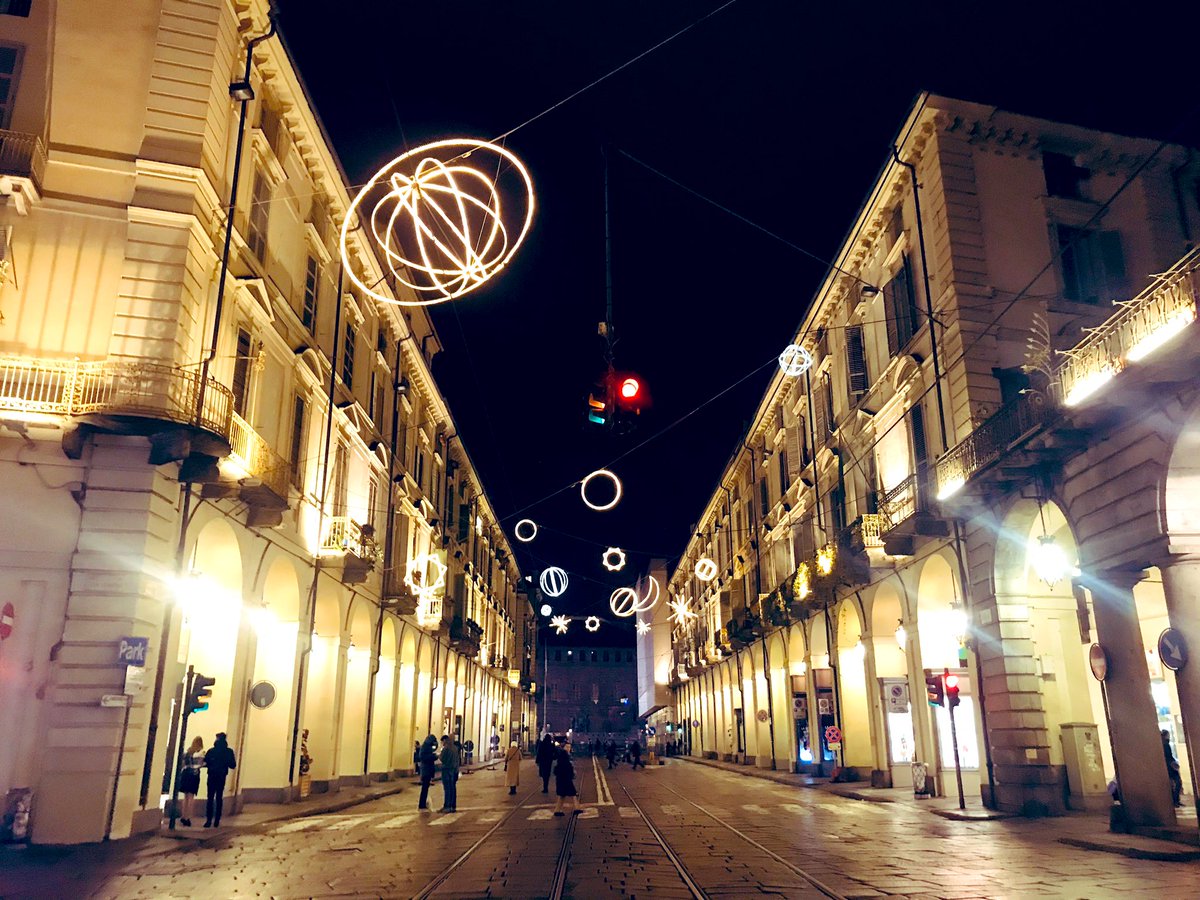 AlessandroForn6's tweet photo. HAPPY NEW YEAR from TORINO #art #twitart #arttwit #iloveart #ilovetorino #torino #turin #artlover #photo #photography #photooftheday https://t.co/YLpqj10Ohv