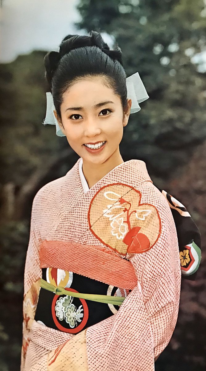 ハンナの部屋 年が明るく自由で幸せで 希望を持てるポジティブな年になれ 吉永小百合 和泉雅子 酒井和歌子 内藤洋子 山本陽子 映画情報 1968年 国際情報社 T Co Vxbs1rarfw Twitter