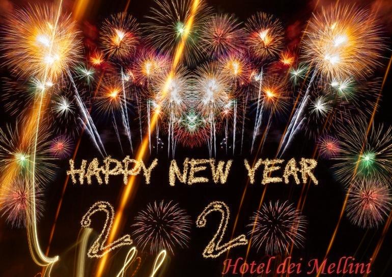 hoteldeimellini's tweet photo. This is the beginning of anything we want. This is a magic new start. This is 2020! Happy new year!
#hoteldeimellini #rome #citycenter #luxury #staff #lovewhatyoud #behappy #tagsforlike#tagsforlove #reception #bar #booking #Christmas #natale2019 #ILTM2019
https://t.co/Y3fvFkqXvR https://t.co/FhhzI1pq8M