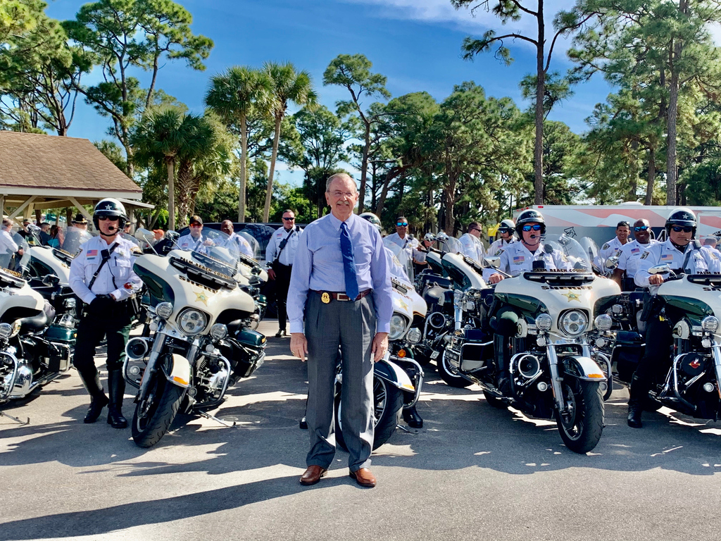 My commitment to you and your families, along with the citizens of #PalmBeachCounty will remain my priority. I am grateful to be your Sheriff and I look forward to the upcoming year. I wish you and your family: health and happiness through the holidays. ✨🎊
Sheriff <a href="/RicBradshaw/">Sheriff Ric Bradshaw</a>