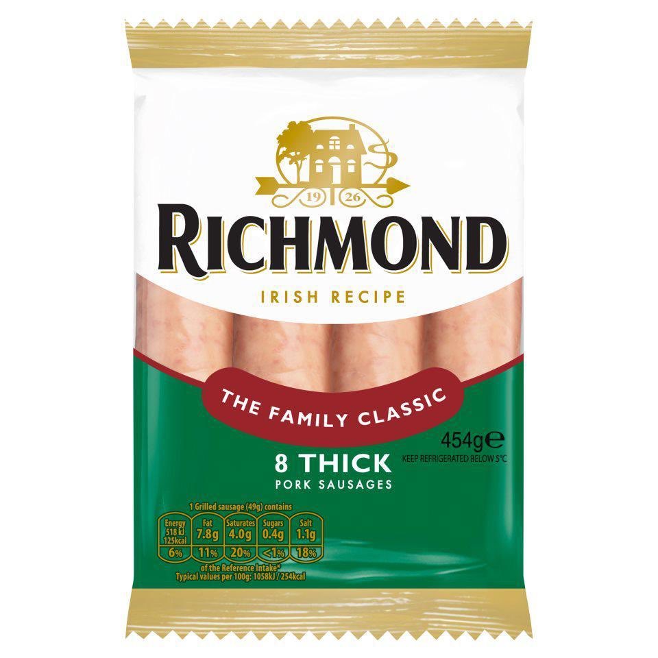 MickeyG12's tweet photo. Watching Mel C’s performance on  #GrahamNortonShow. Haven’t seen so much plastic wrapped sauasage since buying a packet of Richmond. Not complaining - feeling very entertained. #GoGirls  J. K. Rowling will not be happy!! https://t.co/LYydtDCJV1