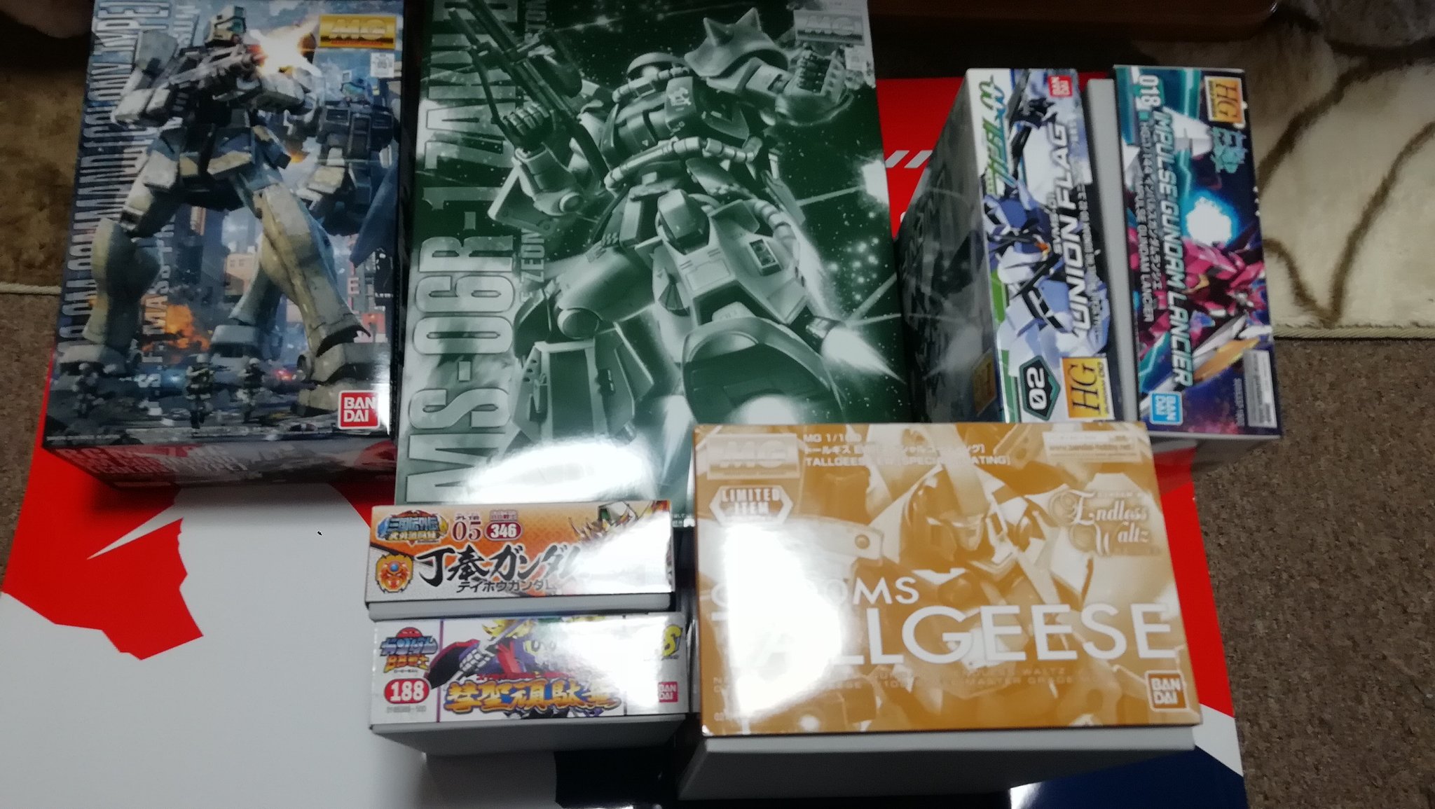 ユージ ガンダムベース福袋 中身です 2 ガンプラ福袋 ガンダムベース ガンプラ T Co 7mihpg5imy T Co A1w6vfy3sr Twitter