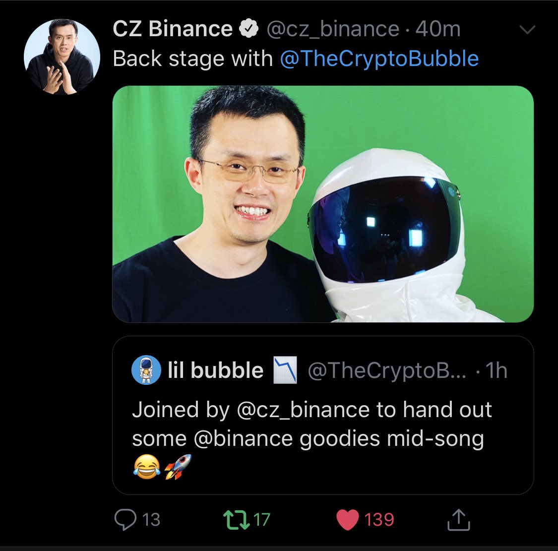 lilbubble's tweet photo. 2019 was the weirdest thing ever tbh https://t.co/TD3CZXV7nm