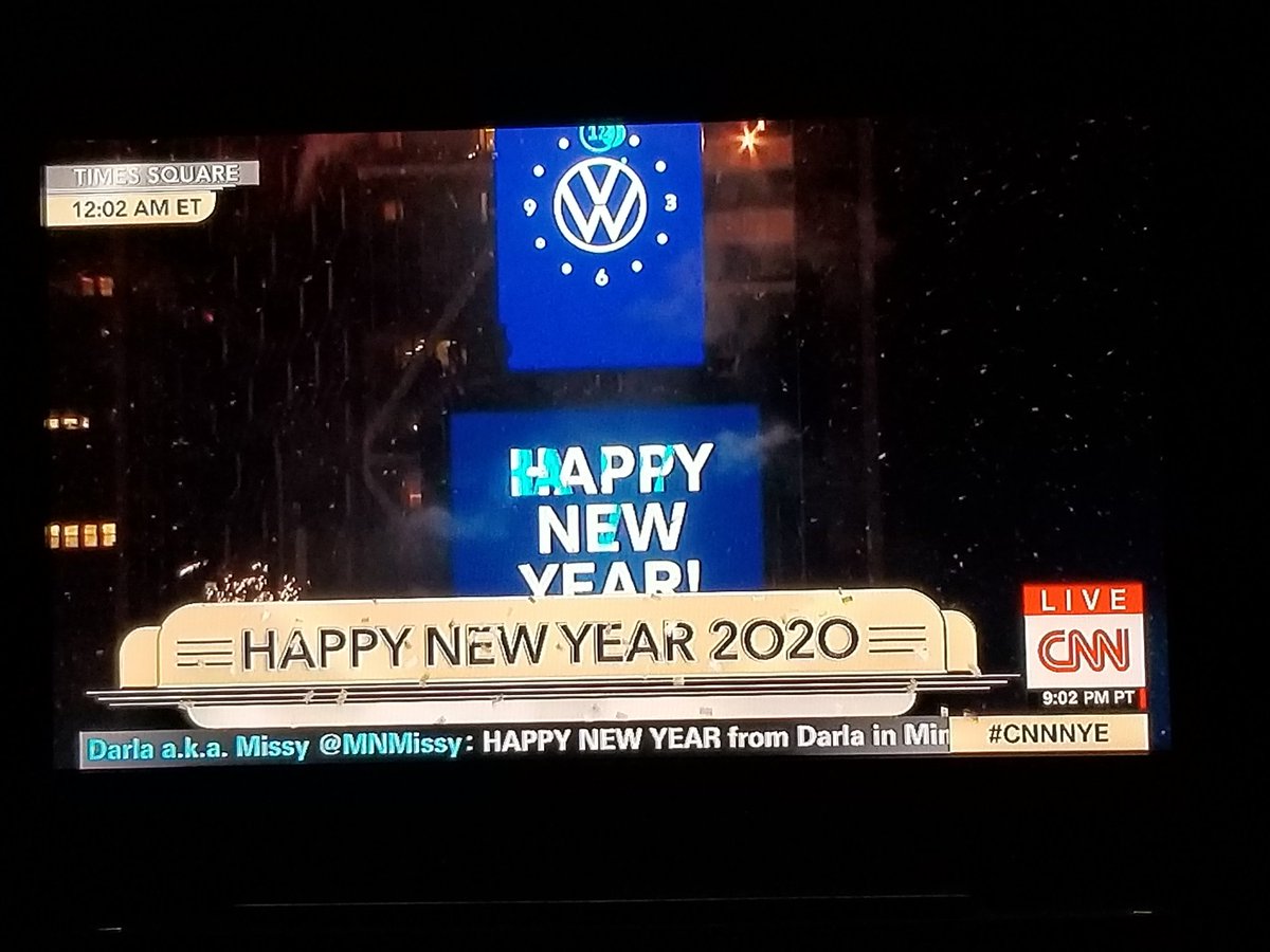 JohnLukeNYC's tweet photo. #HappyNewYear To You All!!! #GodBless Have A Great Year!! #CNNNY https://t.co/hcwDwjb582