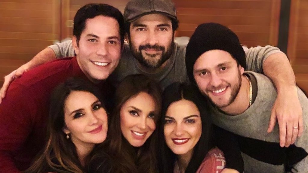 Lex_card's tweet photo. 2020 começando melhor que imaginava.. #Rbd #Rbdfan https://t.co/VVH1UKTsxW