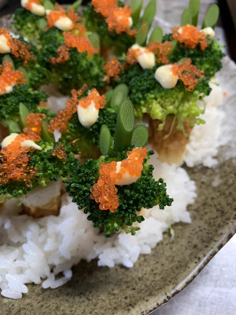 クオリティーが高すぎる！ちくわやニンニクの芽で作った、食べられる門松を作った人が現れる！