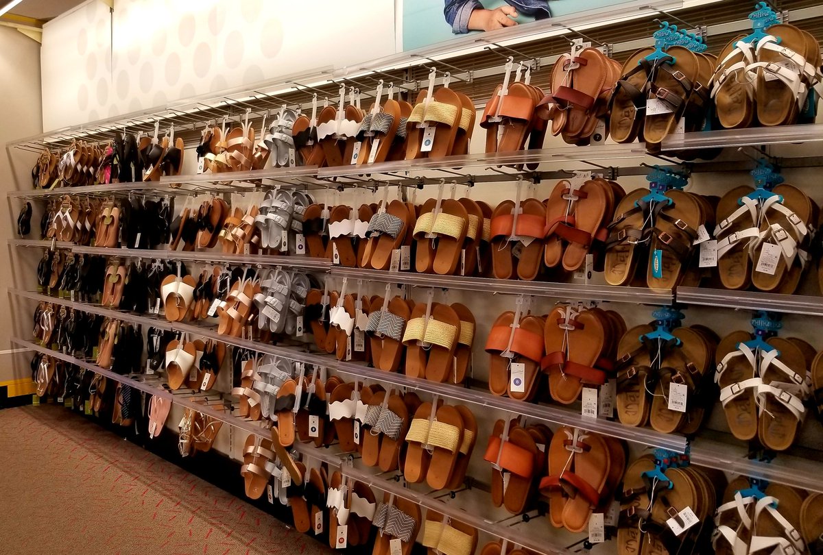 Kim Lewis tweet media