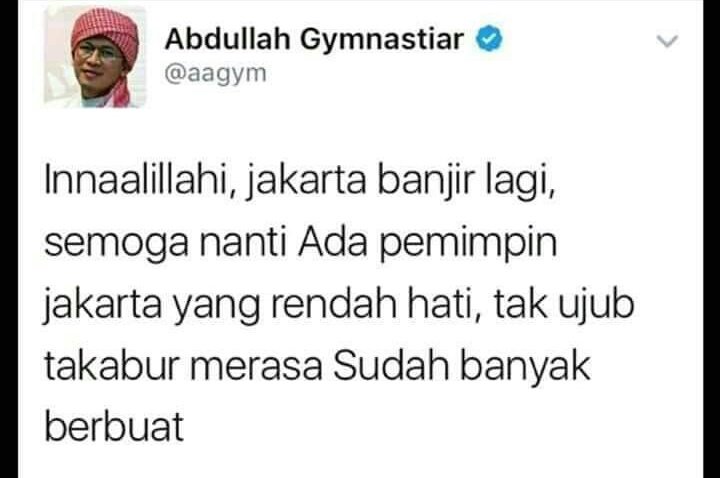 STOP menyalahkan <a href="/aniesbaswedan/">Anies Rasyid Baswedan</a> <a href="/SuaraAnies/">txtdarianies</a> atas banjir yang melanda Jakarta.
Bencana tanggung jawab bersama.

Saya tawarkan solusi.
Depan rumah kalian kasih tulisan:
"INI RUMAH KADRUN PENDUKUNG ANIES"
Siapa tahu air sungkan dan langsung masuk ke tanah sesuai Sunnatullah.