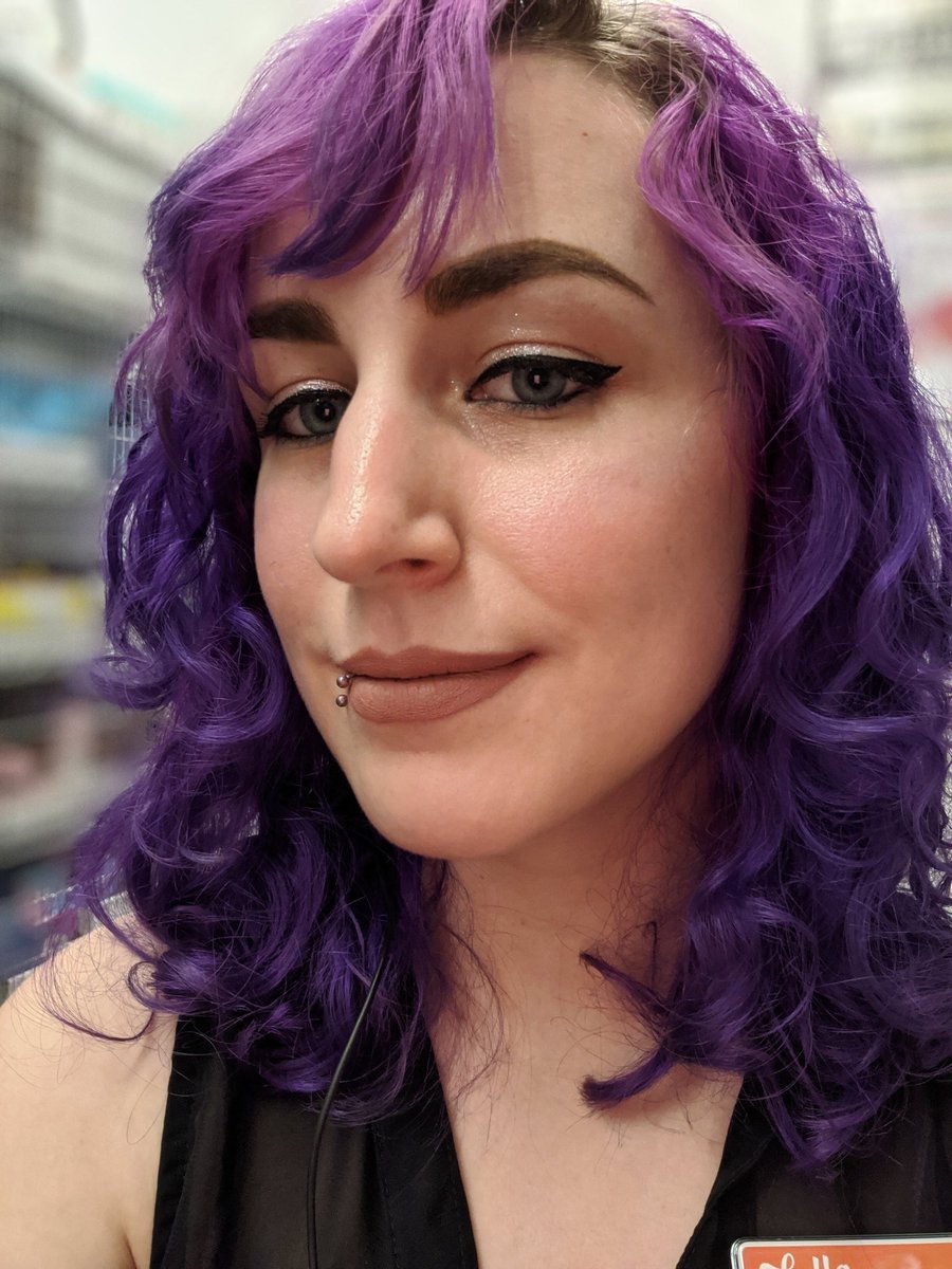 ZombieCat32's tweet photo. Today's more natural look 😊
#motd #workmakeup #naturalmakeup https://t.co/fhbO70g5pC