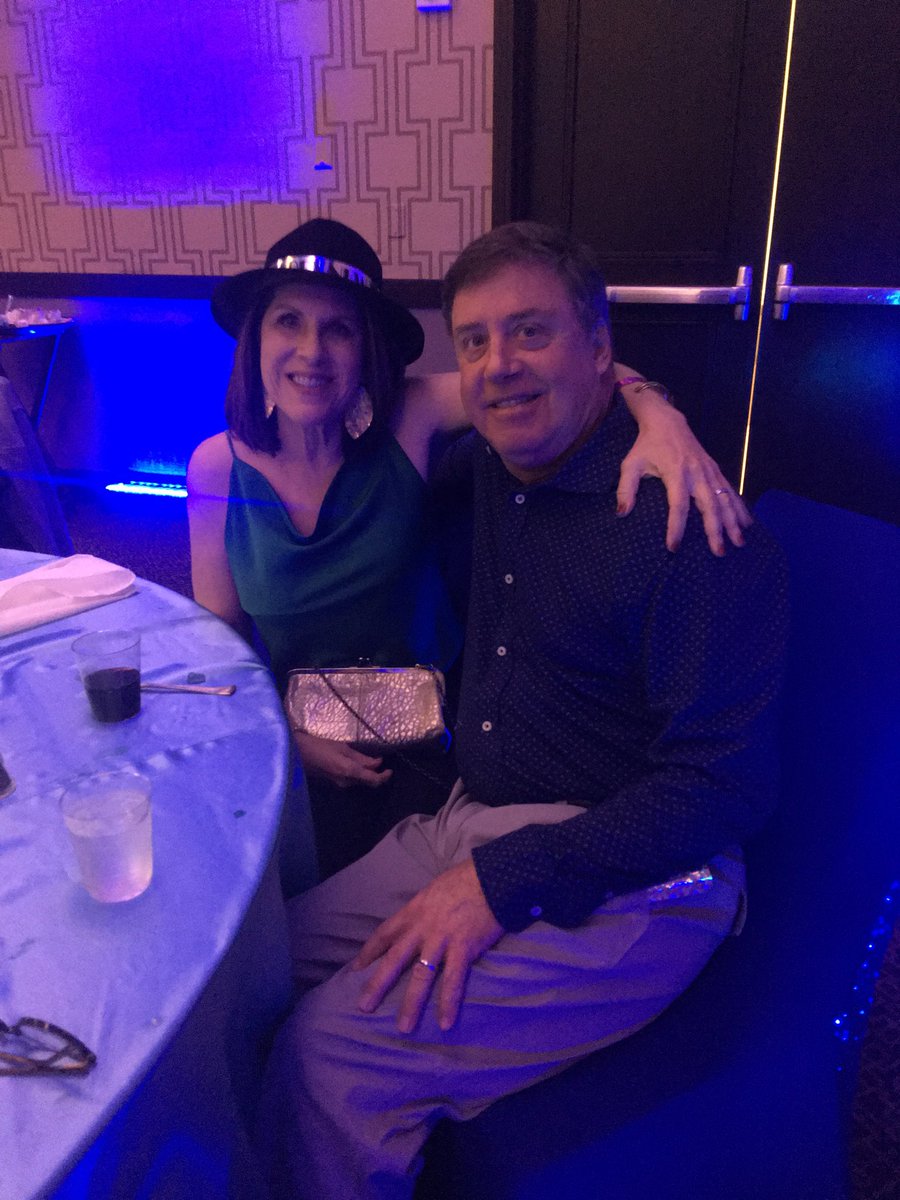 SPLASH2carwash's tweet photo. Happy new year from the Golden Nugget 🎉! Hope the new year brings good to everyone 🍻👍 https://t.co/BY7tid1fNO
