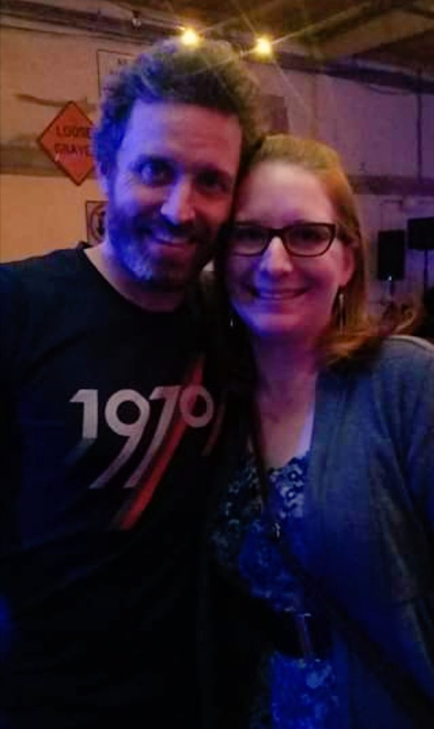 2016 started out so well! The January  @LoudenSwain1 show is still in my Top 5! And afterwards I got to tell Rob how watching him perform brings peace to my soul. A grainy photo, but a beautiful day! 