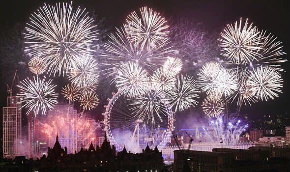 Wish all a very Happy New Year ahead 2020.
#LondonIsOpen #londonfireworks #Londonislovinit #2020NewYear #NewYearChallenge #happynewyear2020 #BTSatTimeSquare #NewYearsEve #NewYearsEve2019 #سنة_جديدة_2020 #HNY2020