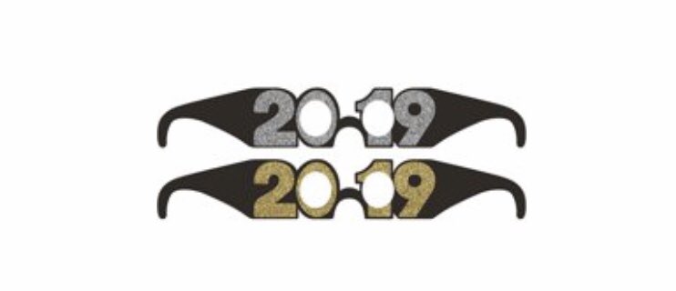 treeli_'s tweet photo. 2020 is a huge year for New Years glasses. 2019 was just an absolute train wreck https://t.co/huP5QhPZJM
