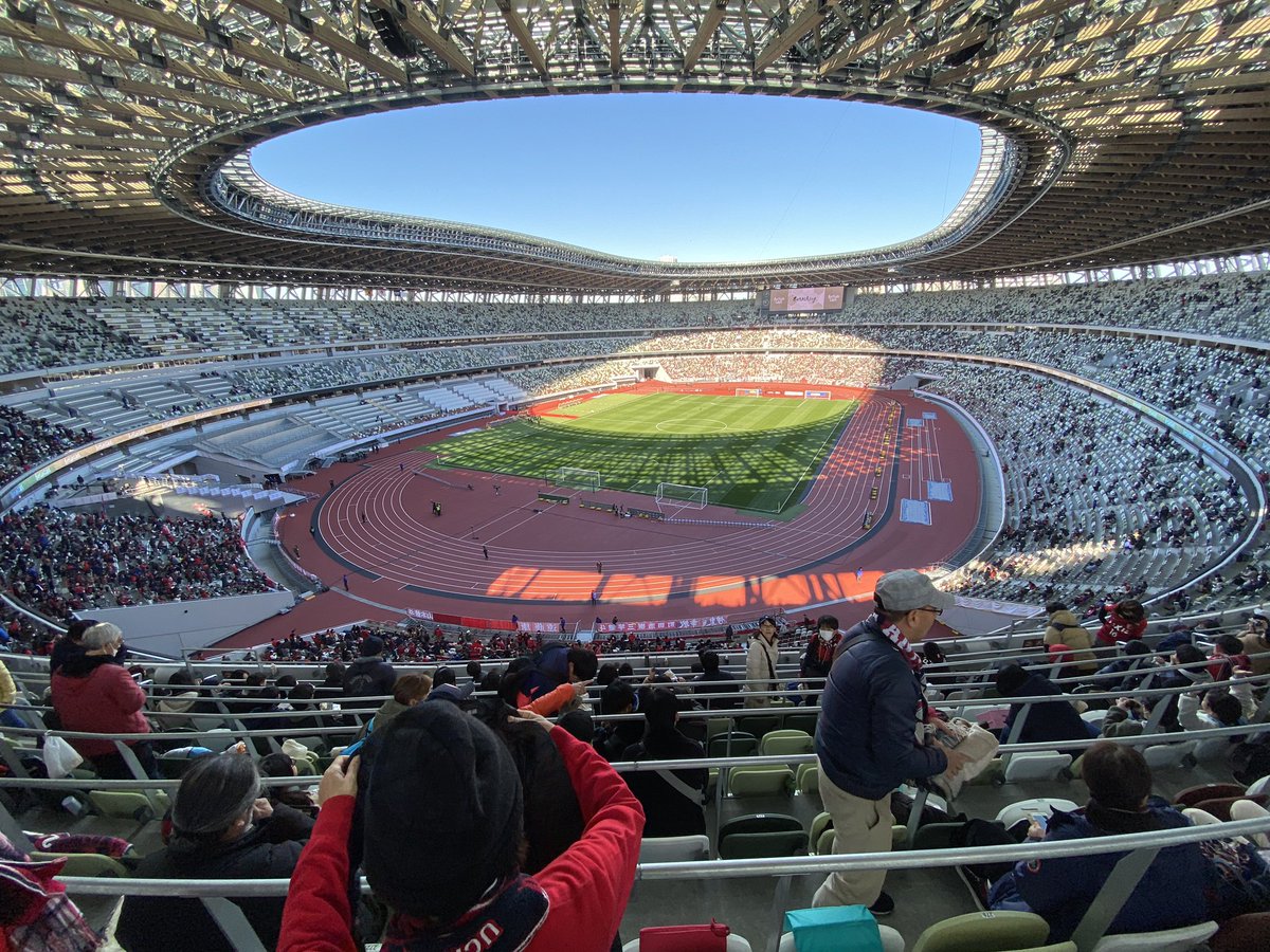 新国立競技場の端側の席からコートが全く見えないと批判される 完全に設計ミス 実はこういうことでした Togetter