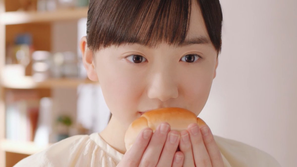 うーたん 大女優芦田愛菜さま命 愛菜ちゃんの新年最初の新cmです 山崎製パン ルヴァンバターロール の新cmです 芦田愛菜 ジョビィキッズ 山崎製パン ルヴァンバターロール 芦田愛菜 ジョビィキッズ T Co Xp7xjubnpf