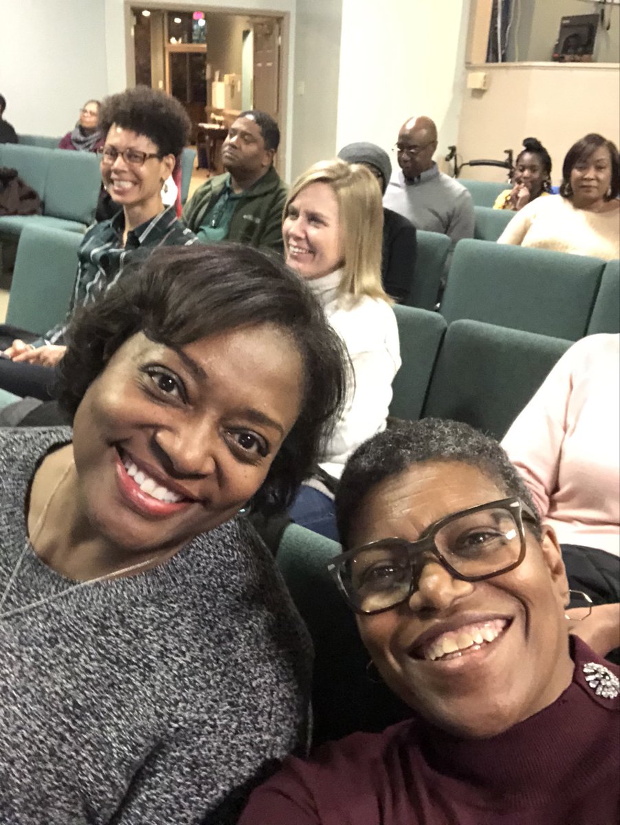 DebFelder's tweet photo. A new decade to begin in just a few. What will the new year bring. ⁦@GraceBFNC⁩ https://t.co/UPRbHIm5rD
